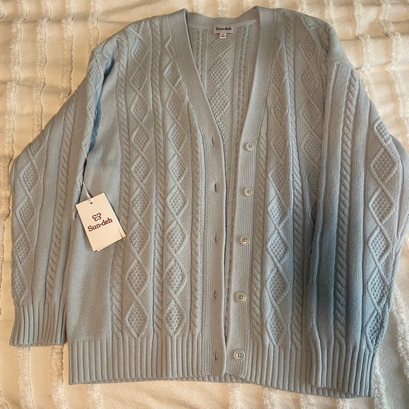 SOLD Lamora cardigan - Picture 1 of 2